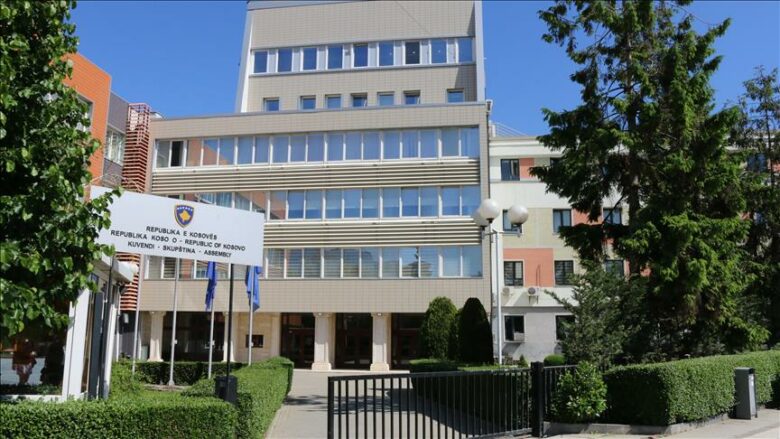 ​Kuvendi i Kosovës zgjidh problemin me punëtorët e mirëmbajtjes së objektit