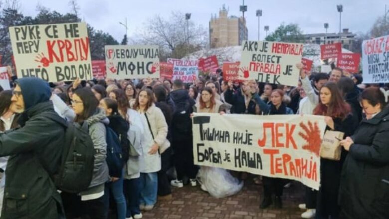 Mjekët filluan një peticion në Serbi, mbështesin studentët dhe kërkesat e tyre