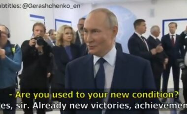 Edhe këtë e bën Putini, viziton ushtarët rusë që humbën gjymtyrët në Ukrainë – i pyet i buzëqeshur nëse janë mësuar me “gjendjen e re”