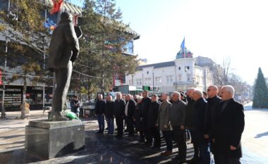 Në 28-vjetorin e rënies përkujtohet heroi, Mehë Uka në Mitrovicë