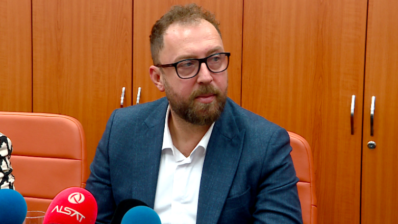 Lutkov: Kalaja e Shkupit do të hapet gjatë verës për vizitorët, bashkë me muzetë që janë brenda saj