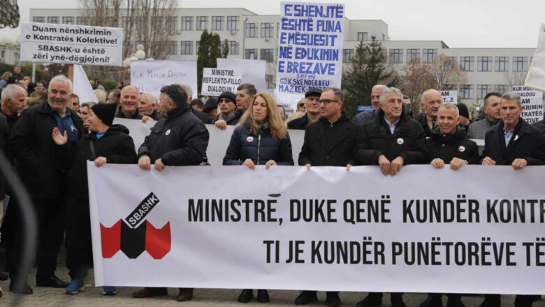 SBASHK-u thotë se pas protestave nuk përjashtohen grevat e përgjithshme