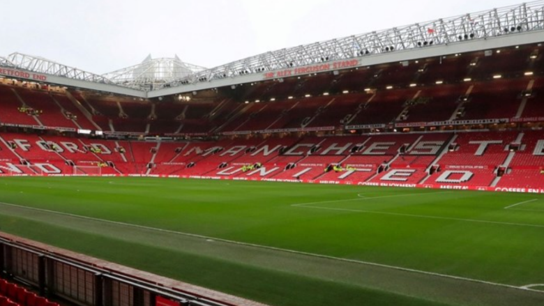 Manchester United po zhytet gjithnjë e më thellë – stadiumi “Old Trafford” goditet nga një infektim nga minjtë