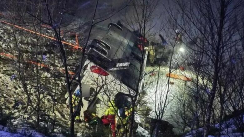 Të paktën tre të vdekur në një aksident autobusi në Norvegji