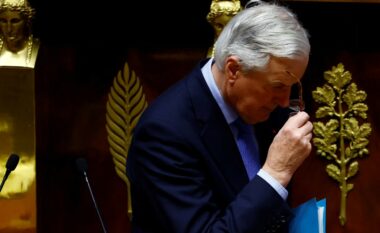 Bie qeveria franceze e Michel Barnier pas humbjes së votës së mosbesimit