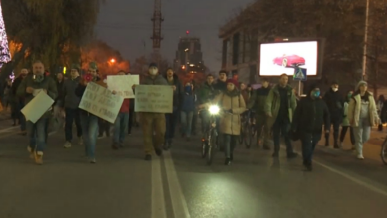 Sot në Shkup u protestua kundër ndotjes së ajrit