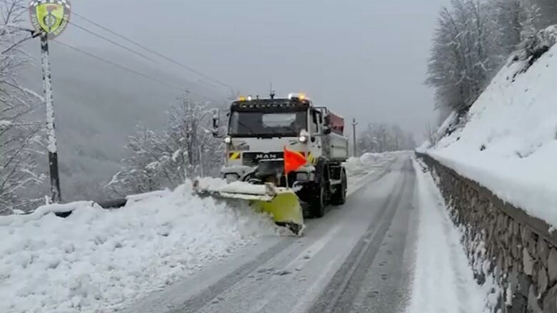 Reshje të dendura bore në veri të Shqipërisë