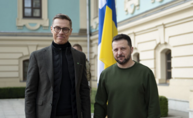 Zelensky zhvillon një bisedë telefonike me presidentin e Finlandës – çfarë diskutuan ata?