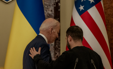 Teksa presidencës Biden i afrohet fundi, SHBA njofton një tjetër paketë ndihmë ushtarake për Ukrainën