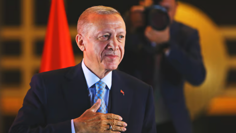 Turqia e gatshme të furnizojë Sirinë me energji, Erdogan: Do të bëjë gjithçka që është e nevojshme për rindërtimin e saj