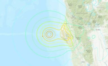 Një tërmet me magnitudë 7.0 godet brigjet e Kalifornisë Veriore, lëshohet paralajmërimi për cunami