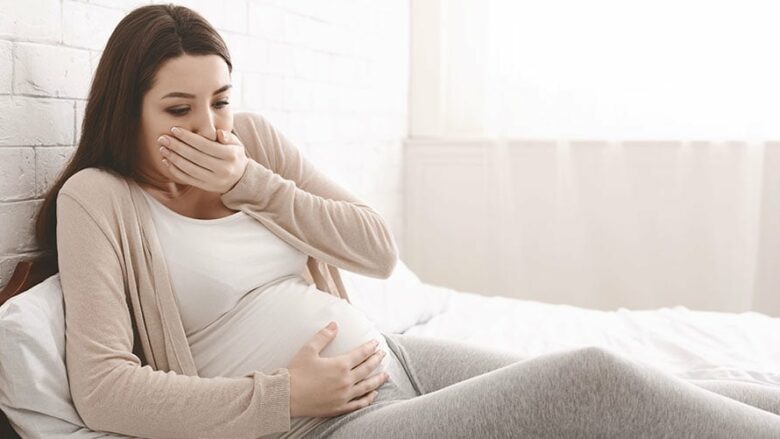 Të pështjellët e stomakut në mëngjes zbulon gjininë e bebes?