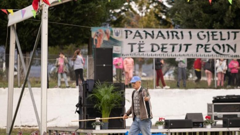 Panairi i gjelit të detit në Peqin, fermerët: Çmimi se justifikon mundin