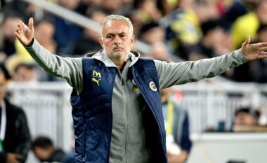 Mourinho më në fund ka folur për operacionin urgjent që e detyroi të largohej nga Fenerbahce