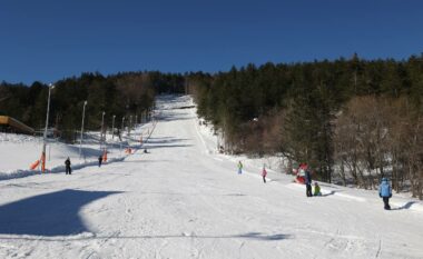 Hapet qendra për skijim “Mihajllovo”, pista e parë e skijimit pagëzohet “Maqedonia”