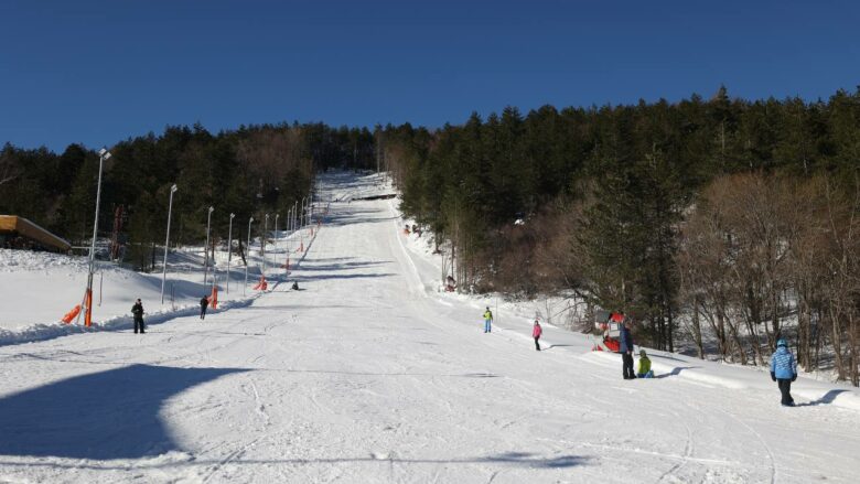 Hapet qendra për skijim “Mihajllovo”, pista e parë e skijimit pagëzohet “Maqedonia”