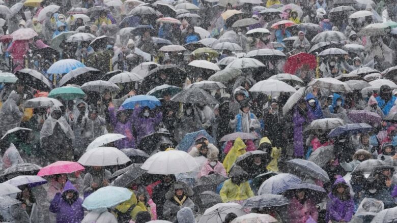 Mijëra qytetarë nuk i ndalën temperaturat e ulëta në Seul, protestuan kundër presidentit Yoon Suk Yeol