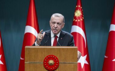 Qeveria izraelite nuk duhet të lejohet të shkelë armëpushimin – thotë Erdogan