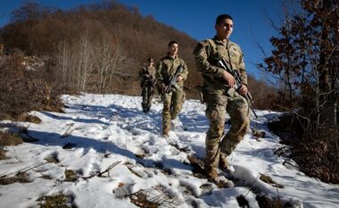 Ushtarët amerikanë patrullojnë në veri të Kosovës