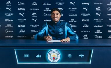 Zyrtare: Omar Marmoush, lojtar i ri i Man Cityt