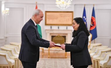 Presidentja Osmani pranoi letrat kredenciale nga ambasadori jo rezident i Jordanisë