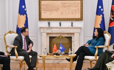 Osmani takon ambasadorin turk, fokus në zhvillimet politike dhe thellimi i raporteve bilaterale