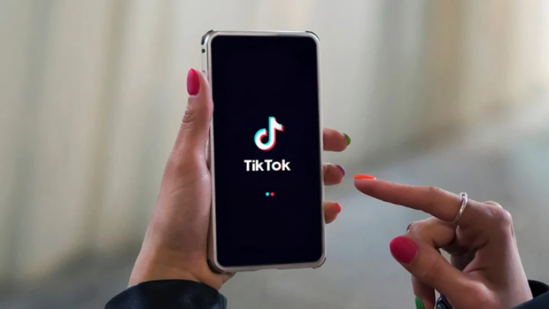 TikTok mori një buton mospëlqimi