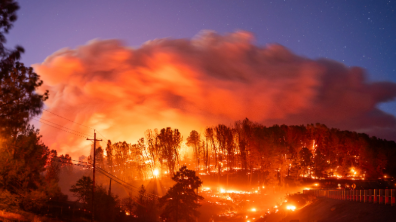 Sa janë përhapur zjarret në Los Angeles?