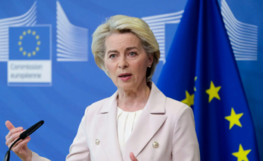 Ursula von der Leyen diagnostikohet me ‘pneumoni të rëndë’