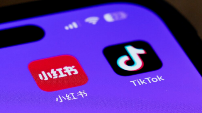 Ndalimi i TikTok po afrohet, por amerikanët kanë një alternativë të re - mijëra përdorues 'migrojnë' në një tjetër aplikacion kinez