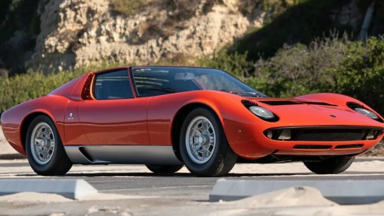 Një Lamborghini Miura e vitit 1967 shkon në ankand, pritet të shitet deri në 2.8 milionë dollarë