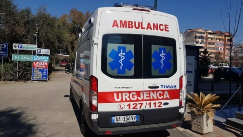 Aksident me vdekje në Shkodër, ambulanca përplaset me një automjet