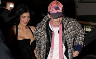 Kylie Jenner dhe Timothee Chalamet janë fotografuar së bashku, të kapur për dore