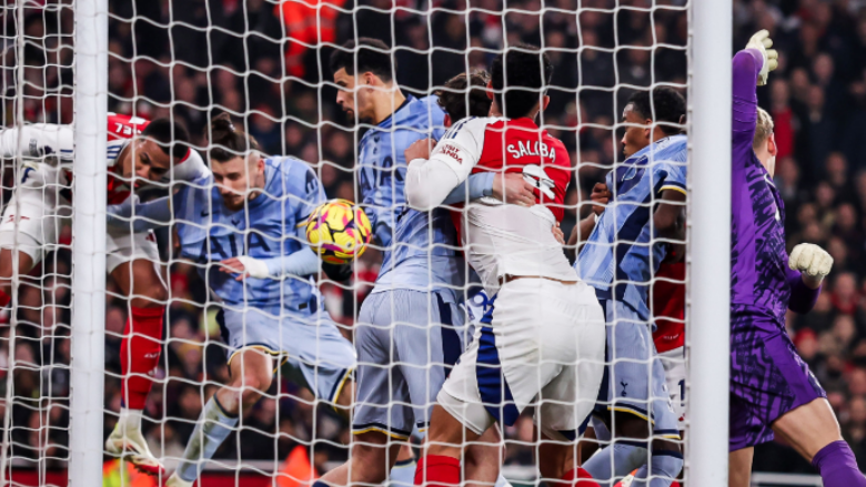 Arsenali del triumfues përballë Tottenhamit në derbin e Londrës