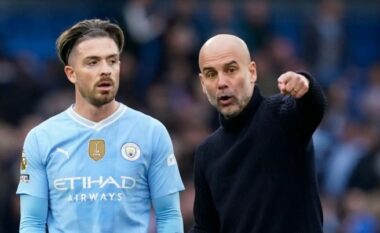 “Lëreni të luftojë me veten” – Guardiola flet për Grealishin