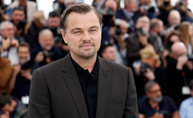 Pas një sërë kritikash, Leonardo DiCaprio premton një donacion prej një milion dollarësh për të luftuar zjarret në Los Angeles