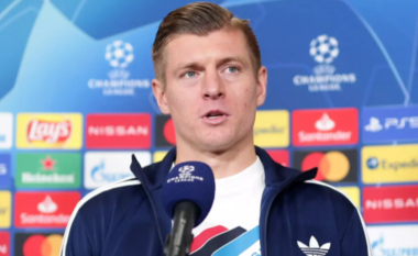 Kroos ka zbuluar se si kishte arritur marrëveshje me klubin e Ligës Premier, por ata shkarkuan trajnerin