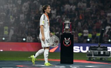 Luka Modric befason të gjithë me deklaratën e tij pas humbjes turpëruese ndaj Barcelonës