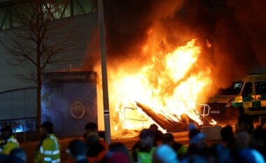 Pak orë para ndeshjes së Man Cityt, shpërthen zjarri te “Etihad Stadium”