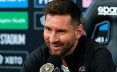 Messi zbulon dy personat që ndikuan në karrierën e tij te Barcelona