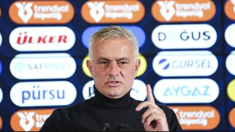 “Nuk kam parë diçka të tillë në 25 vite si trajner”, Mourinho ‘godet’ përsëri futbollin turk