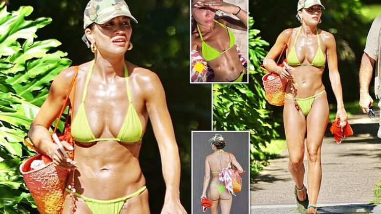 Rita Ora duket super 'e nxehtë' në bikini, teksa shijon pushimet në motin e ngrohtë me diell në Australi