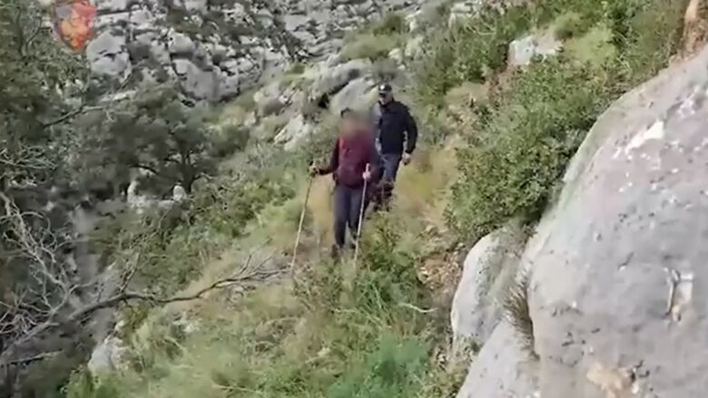 Kishte mbetur në mes të pyllit, Policia i vjen në ndihmë turistes austriake në Karaburun