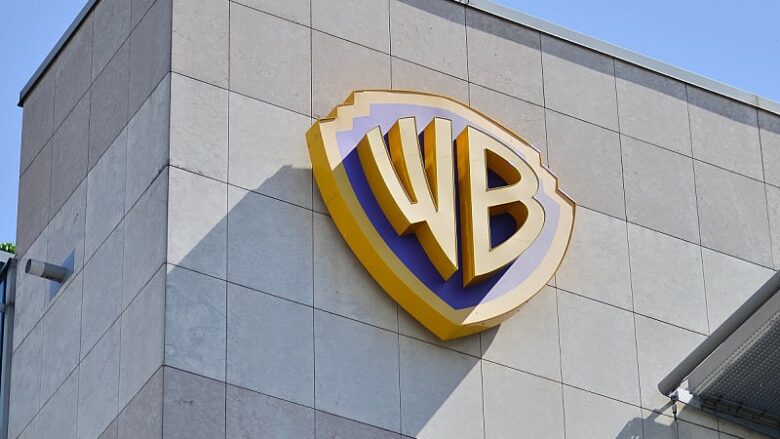 Warner Bros. do të dhurojë 15 milionë dollarë për të ndihmuar familjet në nevojë nga Los Angeles