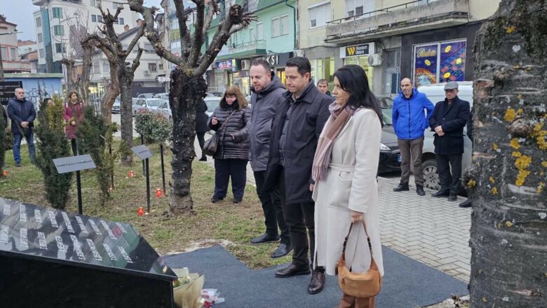 Limani përkujton viktimat e tragjedisë në Llaskarcë: Tragjedi që ka lënë dhimbje dhe trishtim