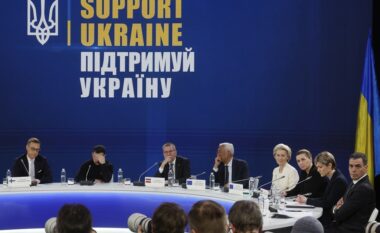 Von der Leyen: Ukraina mund të pranohet në BE më herët se 2030