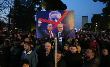 Berisha marshon drejt Kryeministrisë, nis protesta e PD