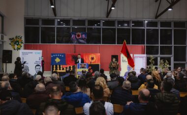 Krasniqi takim me qytetarët në Mushtisht: Thirrja juaj është misioni ynë, Kosovën do ta bëjmë ma mirë