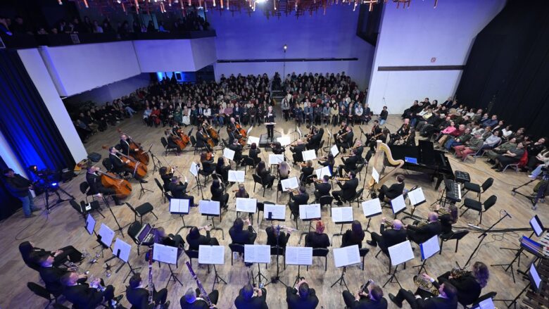 Filharmonia e Kosovës mbyll muajin shkurt me një koncert dinamik