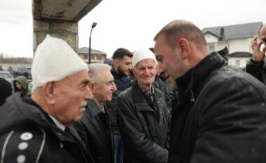 Daut Haradinaj publikon pjesën e parë të kampanjës “Çka mbet?”